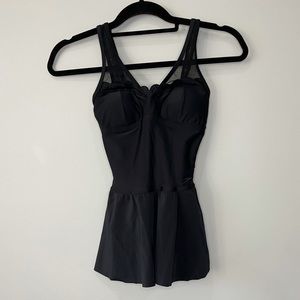 Speedo NWT skirted dress bathing suit